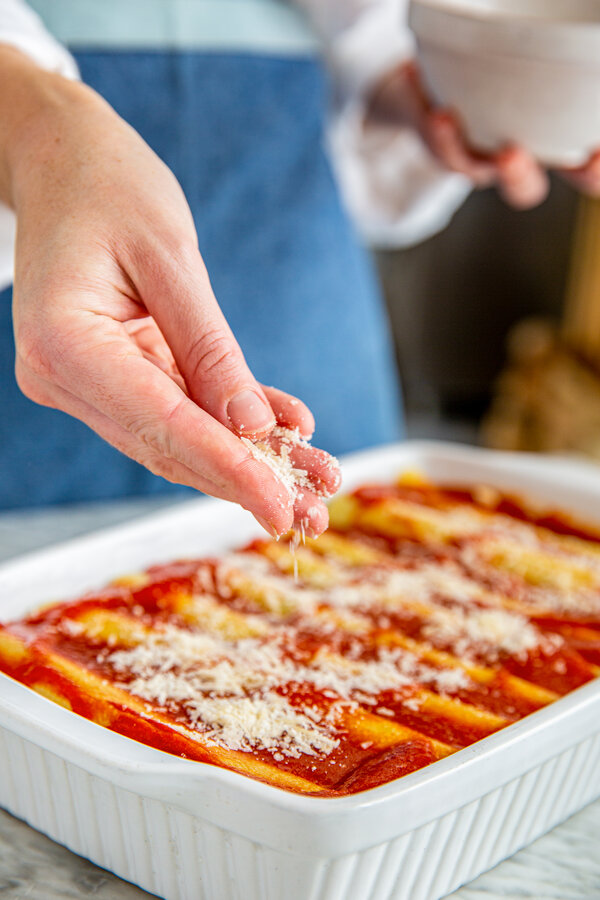 Parmesan über Cannelloni